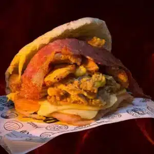 Arepa Mamá Luchona