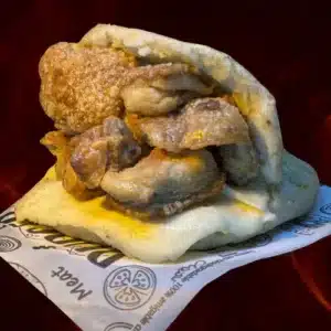 Arepa que Chicharrón